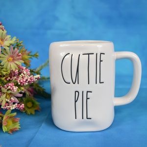 Rae Dunn "CUTIE PIE" Mug